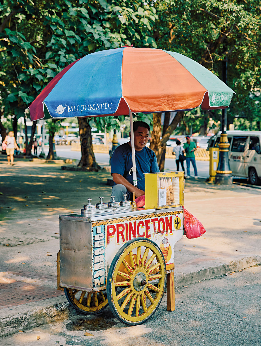 Halo-halo Det filippinska köket av Joel Åhlin och Lennart Weibull